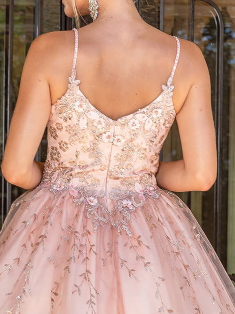 New Romantic Homecoming Short Lilac Dress w/ Flare Skirt & Floral Motif DQ 3278 - Picture 5 of 9
